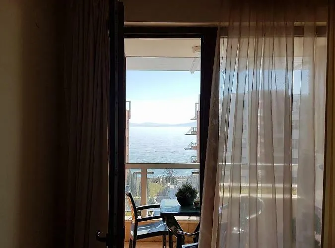 Helios Θέρετρο