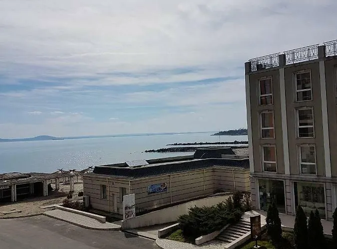 Helios Πομόριε